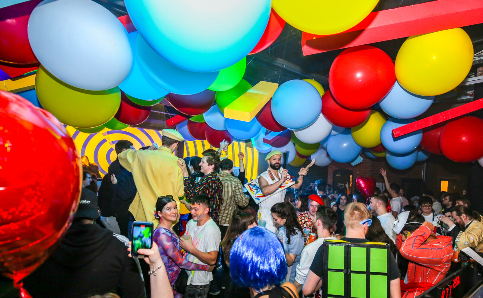 Midnight NYE – Modern Art Madness 2022