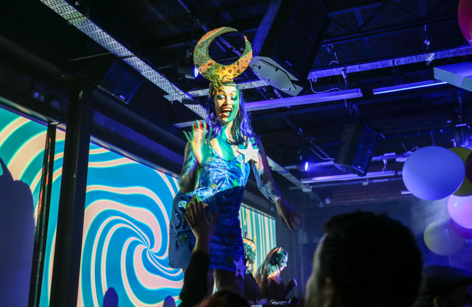 Midnight NYE – Modern Art Madness 2022